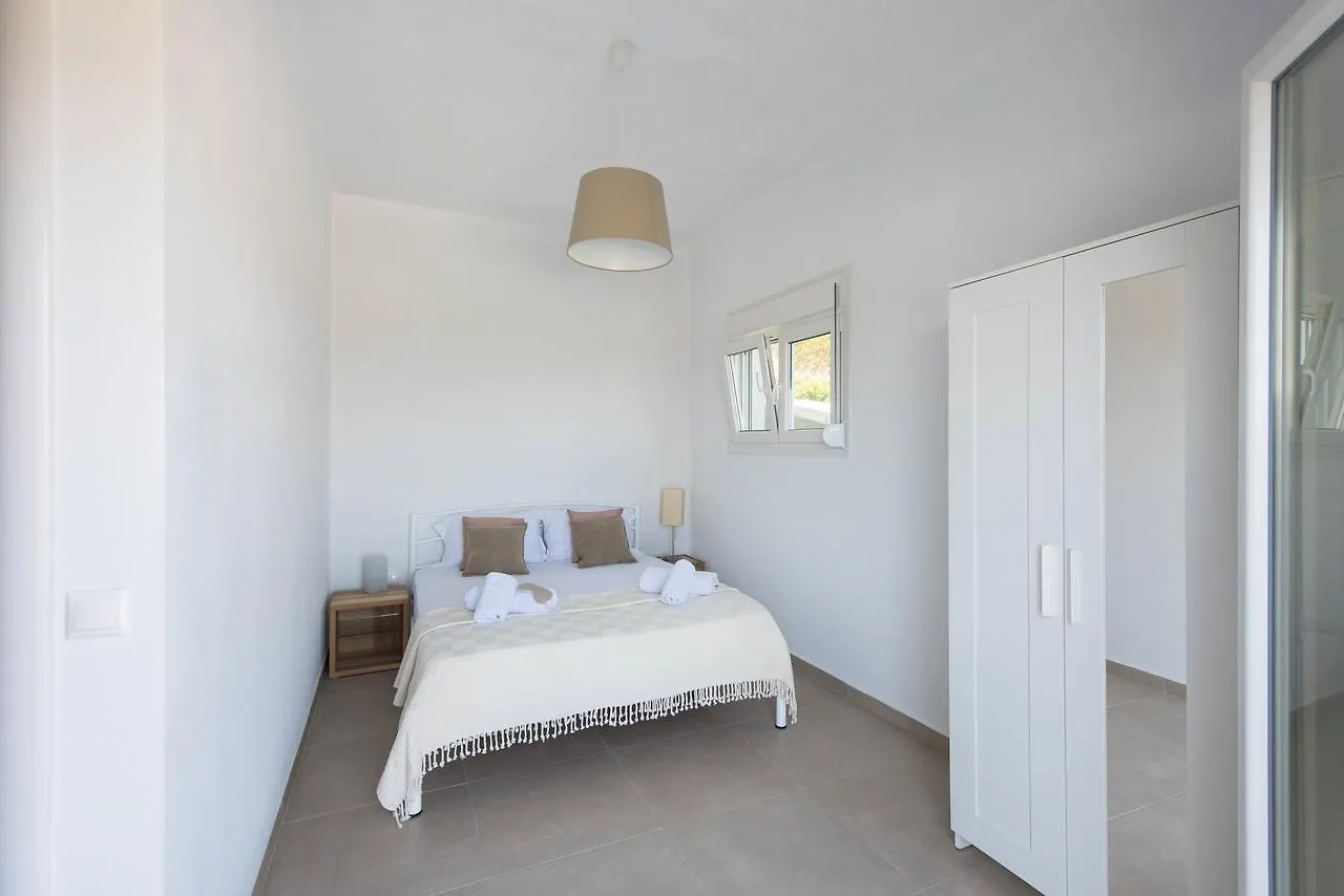 Vourvourou Sea View Villa 0*,